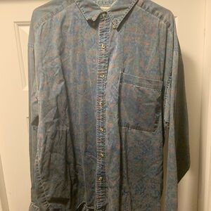 Paisley Casual Button Down Shirt with Classic Denim Style